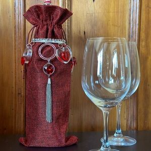Elegant Red Wine Gift Bag with Charms